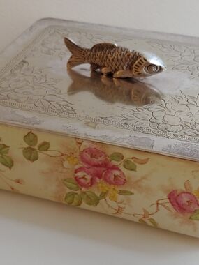 Antique Floral Trinket Box with Silver Fish Handle - Pink and Cream
